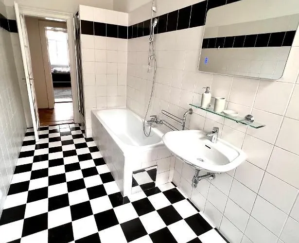 Iconic Suite_@o&r *